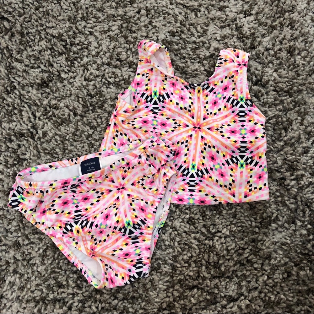 Baby GAP Swimsuit: 12-18M